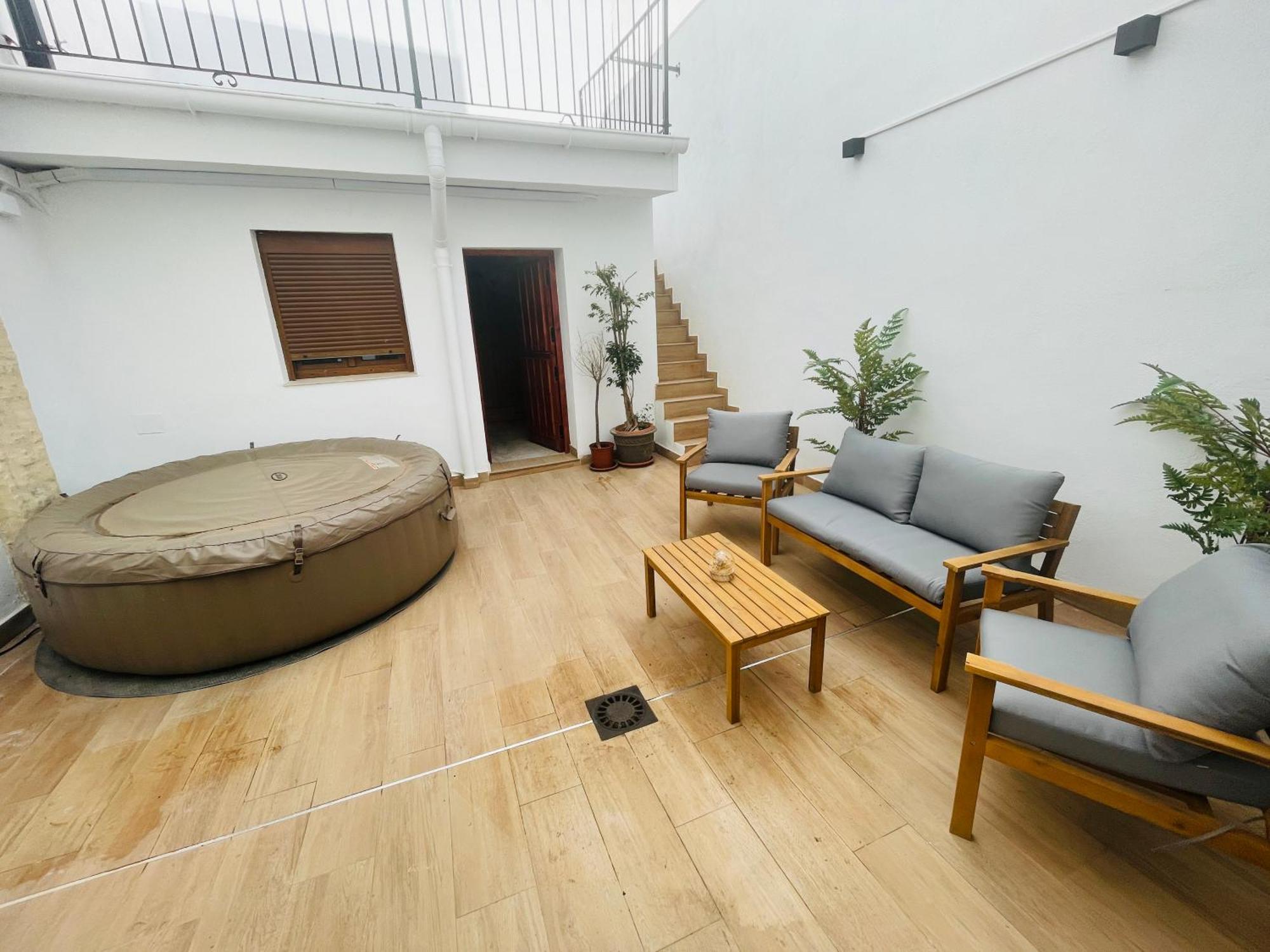 Dream Big With Jacuzzi And Terrace In Ruzafa Appartement Valencia